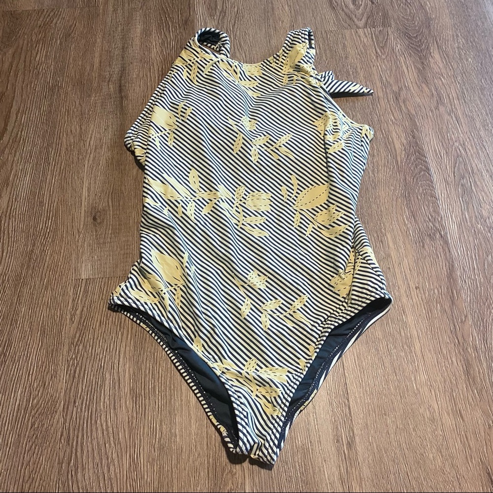O’Neill one piece